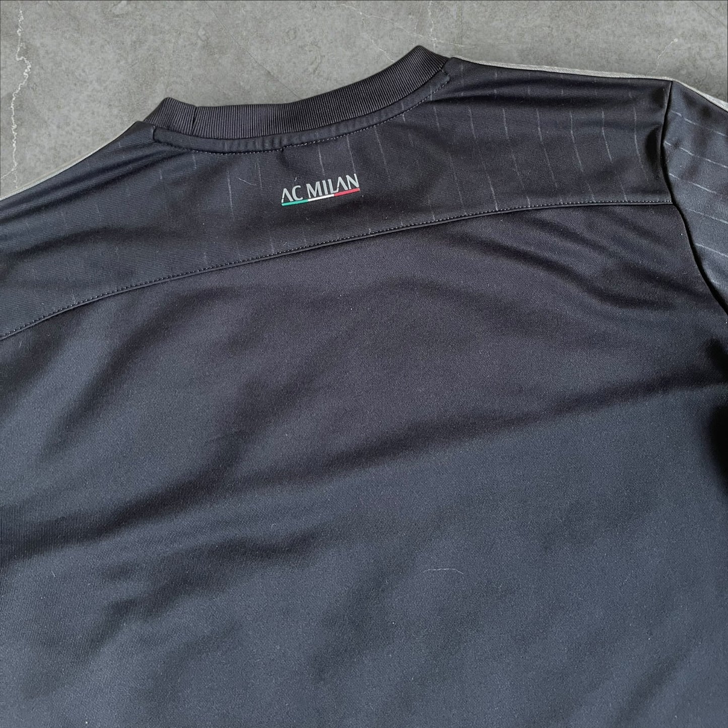 AC Milan adidas 3-Stripes Tracksuit (black) — 2010–2014 (M)