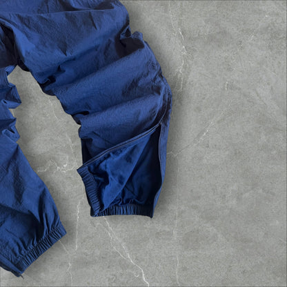 Nike Vintage Nylon Trackpants – Crinkle Look – Navy – ca. 2000 (L)
